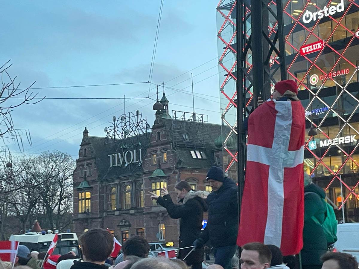 Danska slavi Zlato (7).jpg