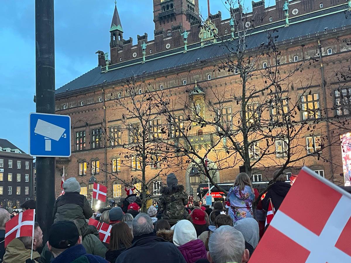 Danska slavi Zlato (9).jpg