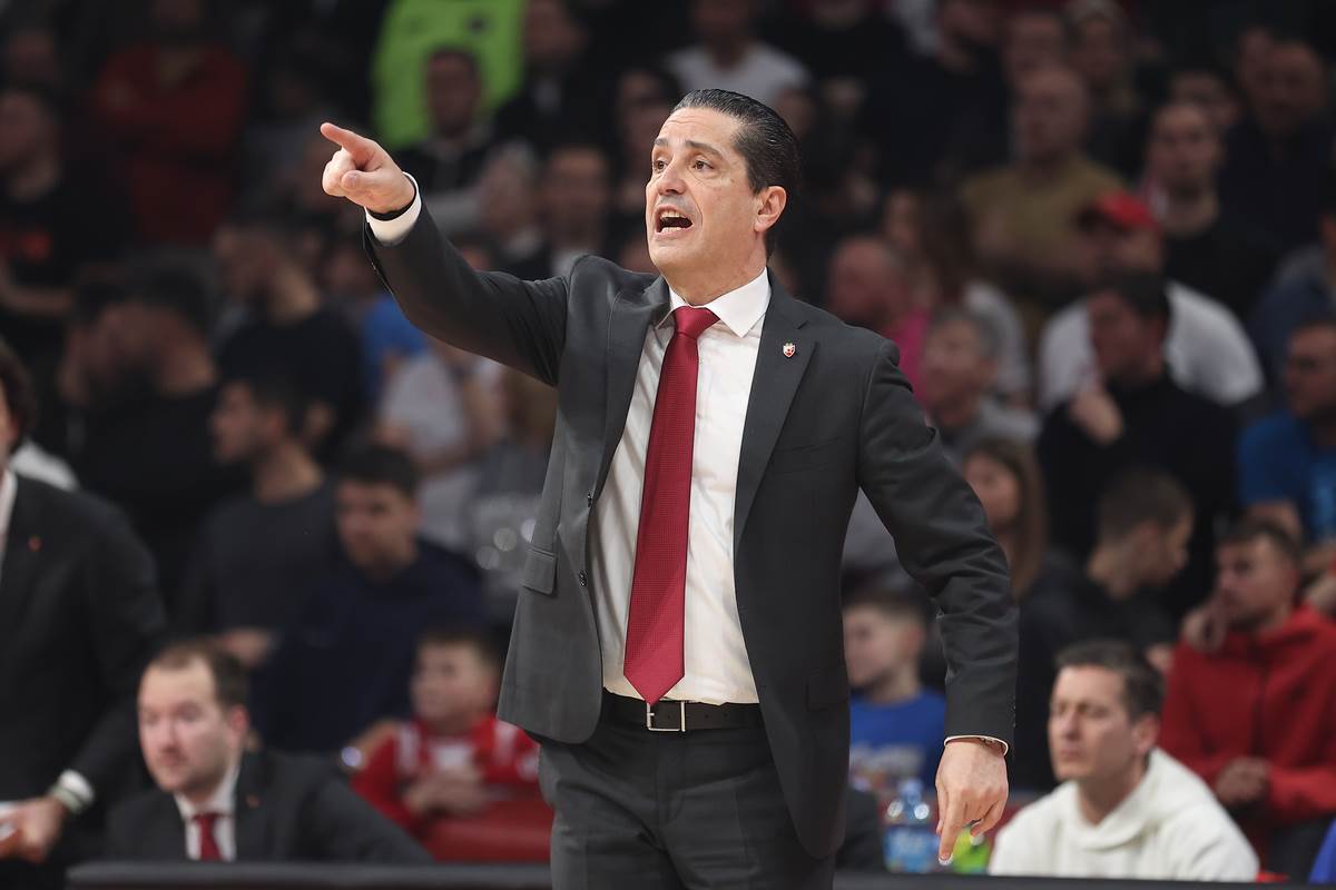 Asvel Crvena Zvezda v (12).JPG