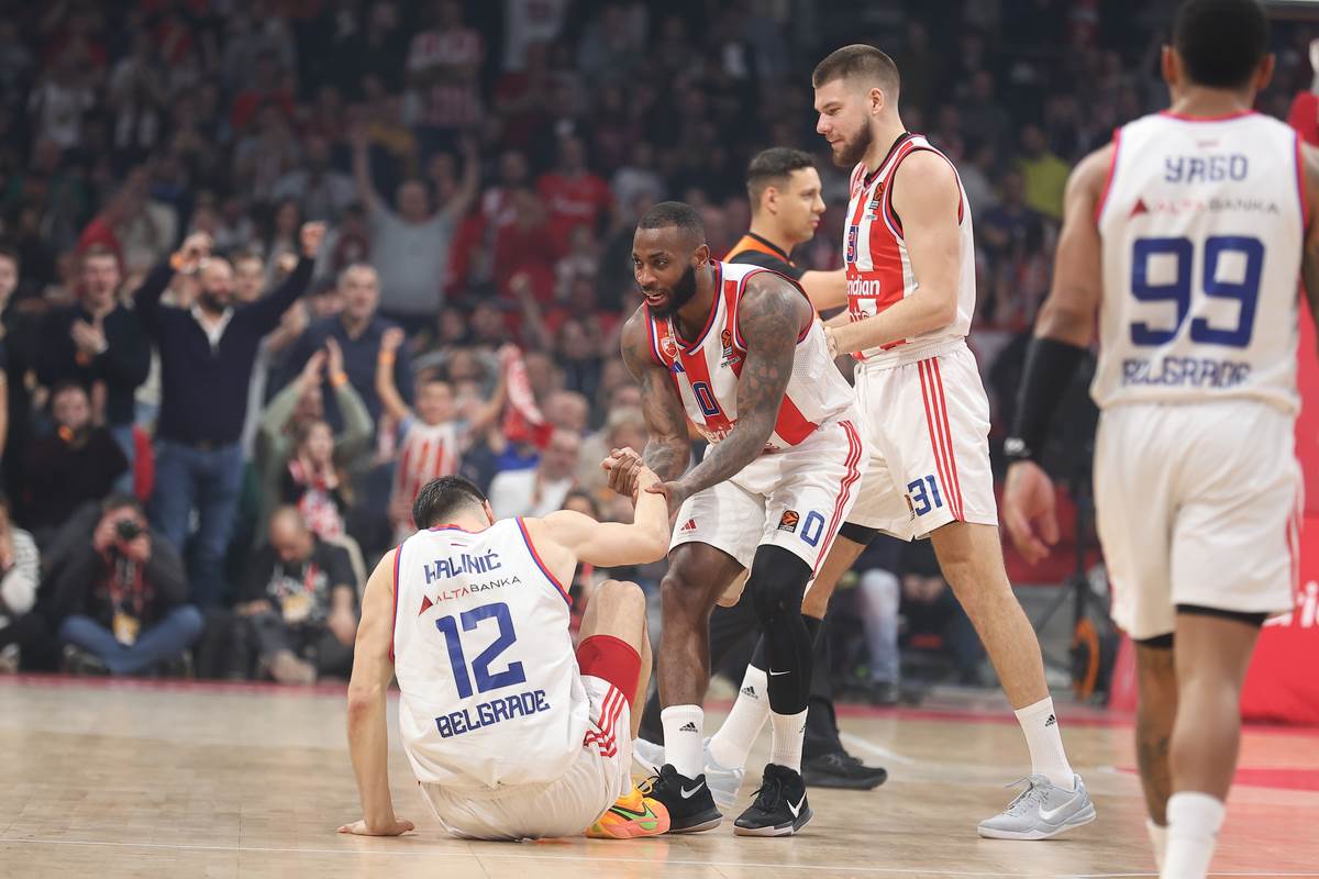 Asvel Crvena Zvezda v (2).JPG