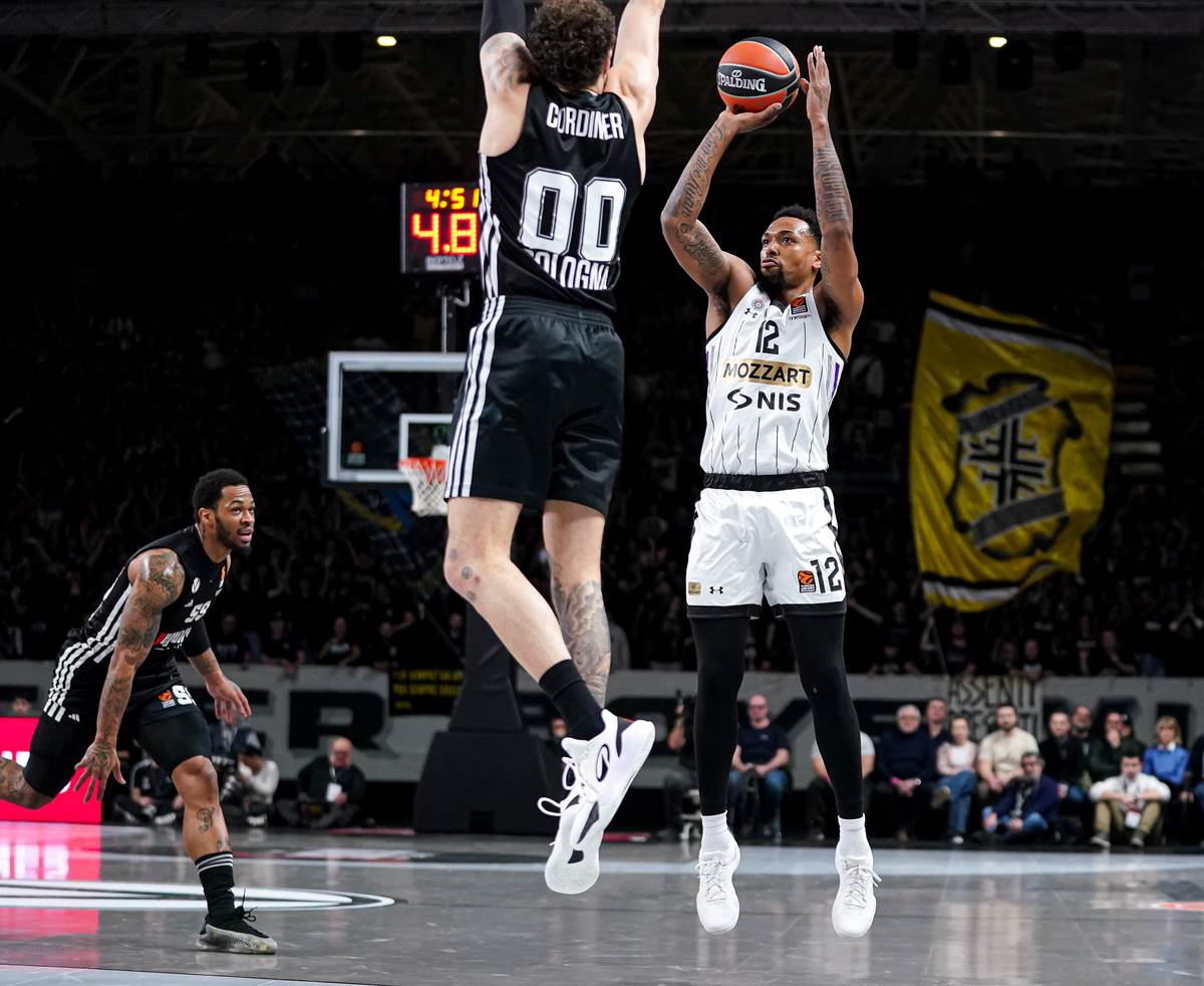 Virtus Partizan (3).jpg