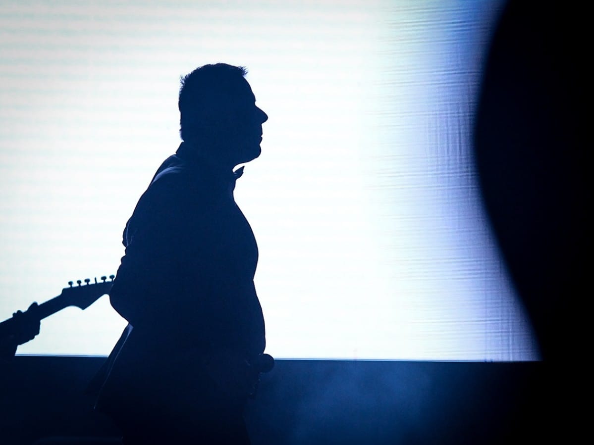 Vladu Georgievu se pokojna majka javila u snu i rekla mu da snimi ovu pesmu