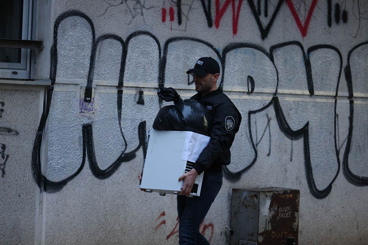 Hapšenje Aleksandra Papića5.jpg