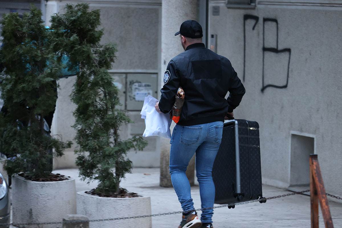 Hapšenje Aleksandra Papića7.jpg