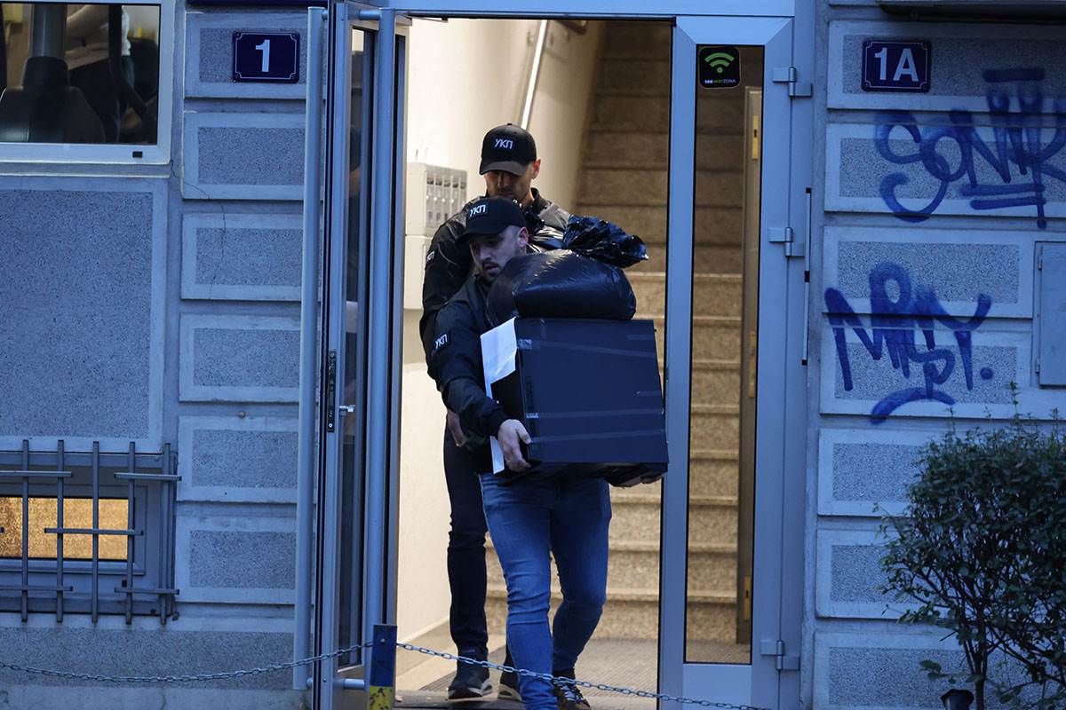 Hapšenje Aleksandra Papića10.jpg