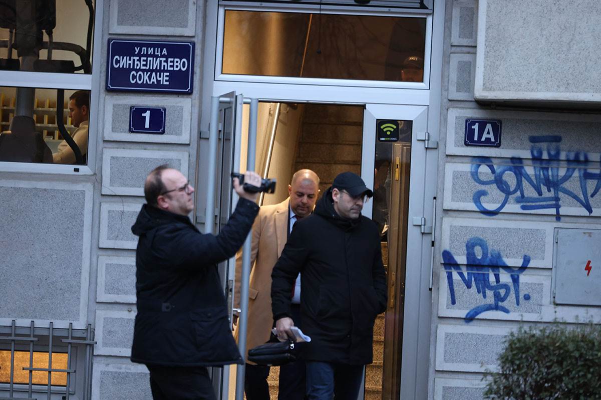 Hapšenje Aleksandra Papića14.jpg