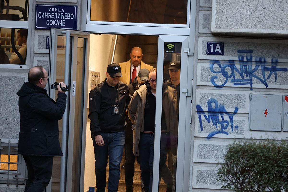 Hapšenje Aleksandra Papića29.jpg