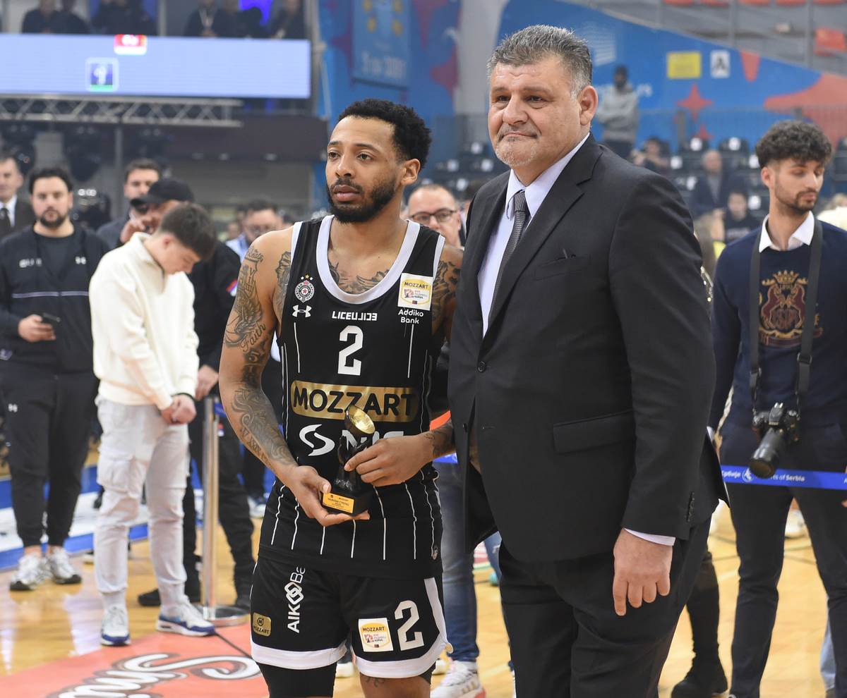 Karlik Džons na Kupu Radivoja Koraća