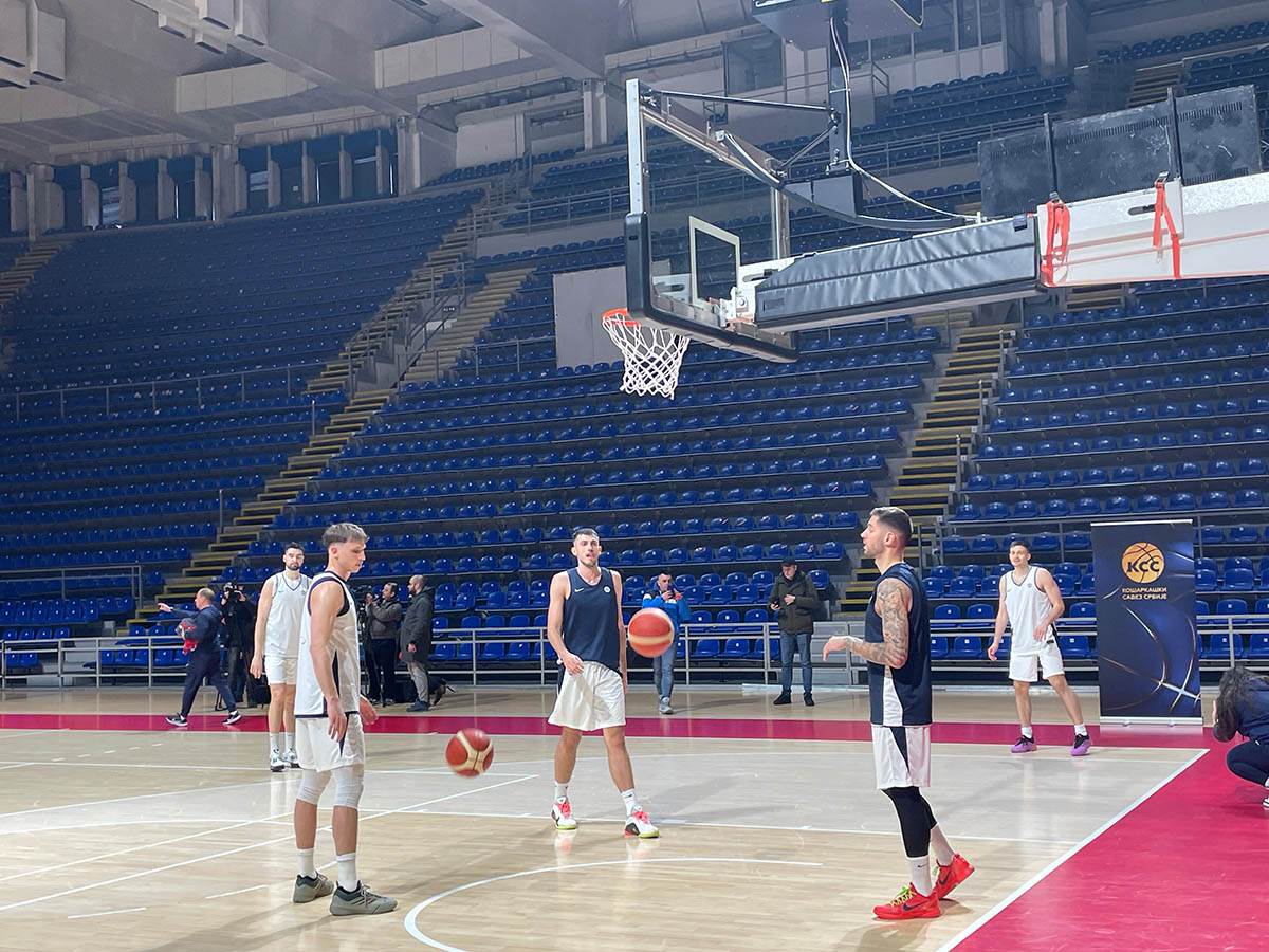 Trening Srbije u Pioniru 8.jpg