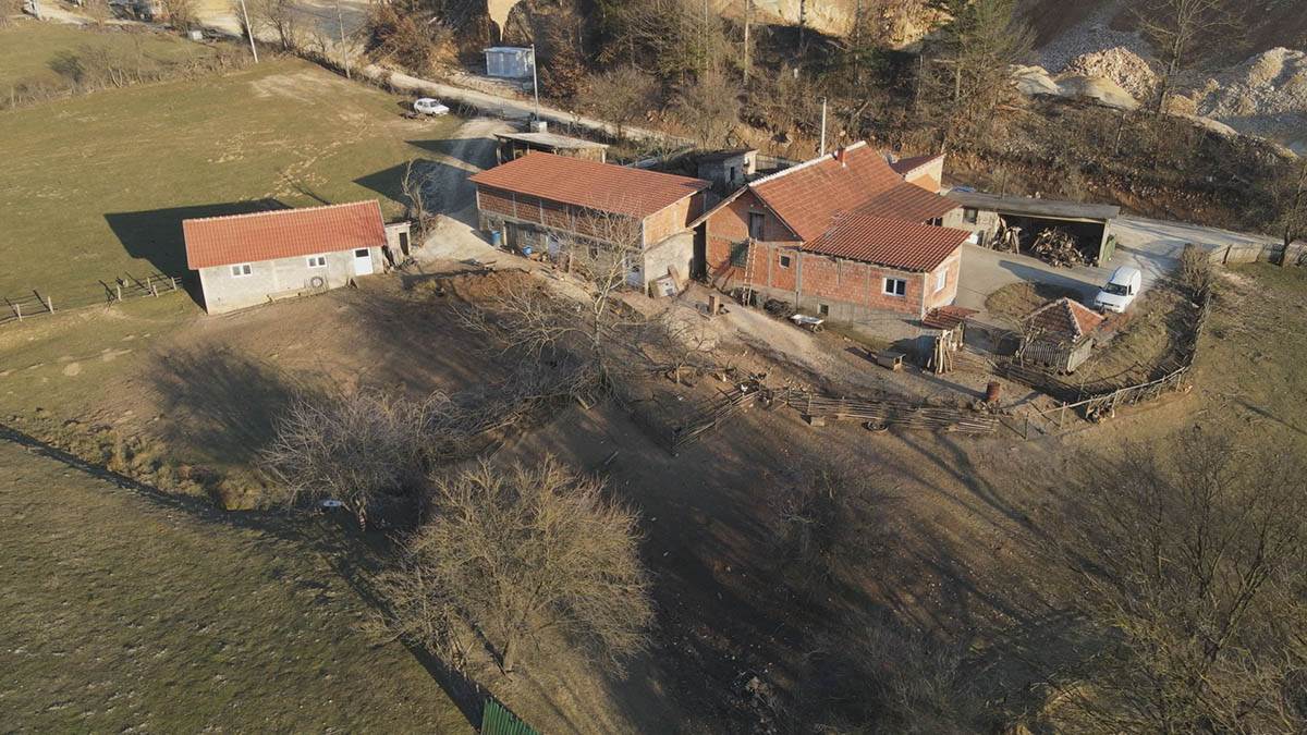 Tamara i Nemanja se iz grada vratili na selo