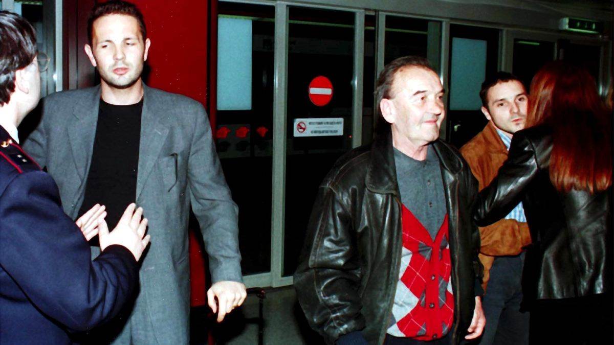 Siniša Mihajlović sa ocem i bratom na aerodromu u Rimu