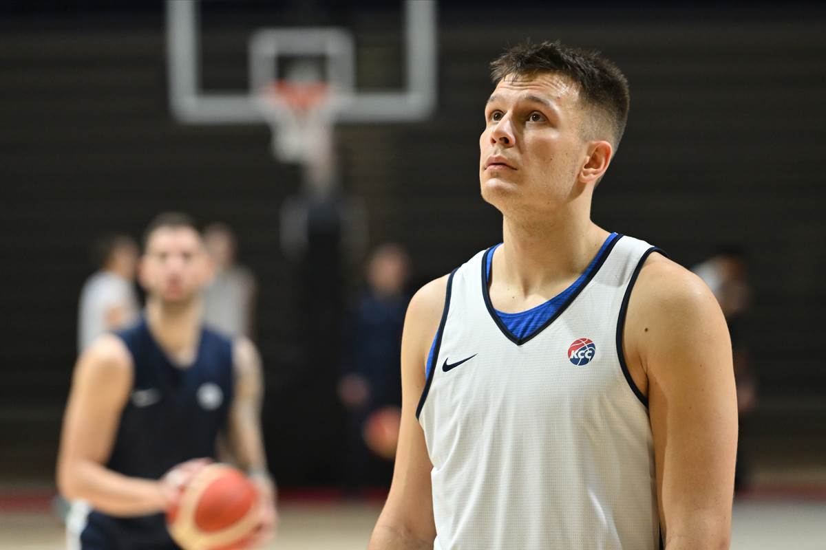 Arijan Lakić, prvi put na treningu reprezentacije Srbije