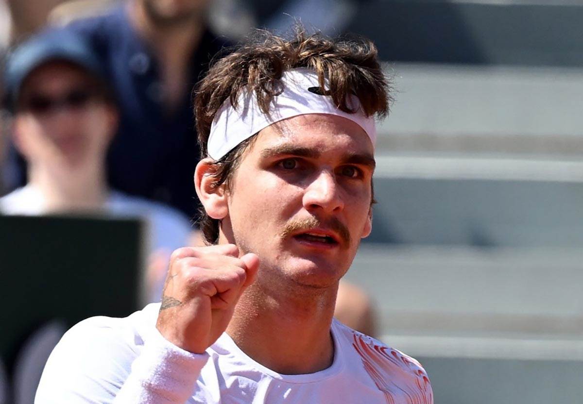 Tijago Zajbot Vild 1200 2.jpeg