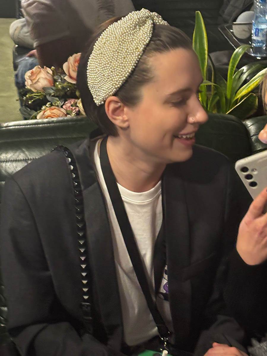 Devojka Saleta Tropika dosla da mu pruzi podrsku  (3).jpeg