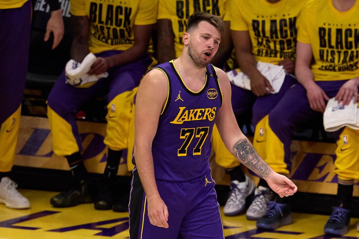 Luka Dončić protiv Dalasa