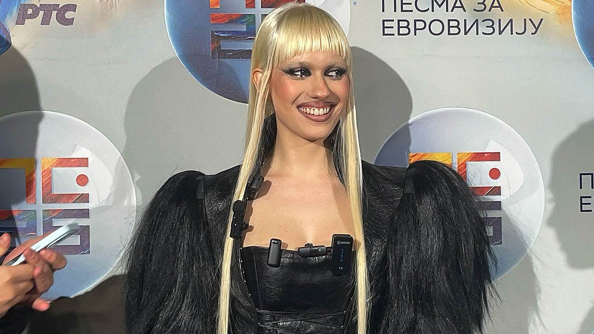 Vojaž javno podržao mladu takmičarku na PZE