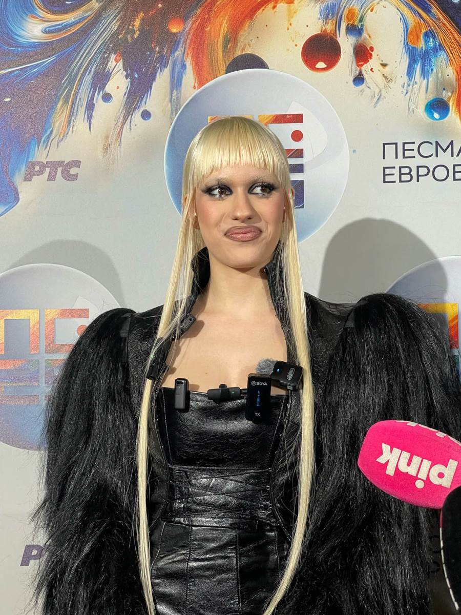 Vojaž javno podržao mladu takmičarku na PZE