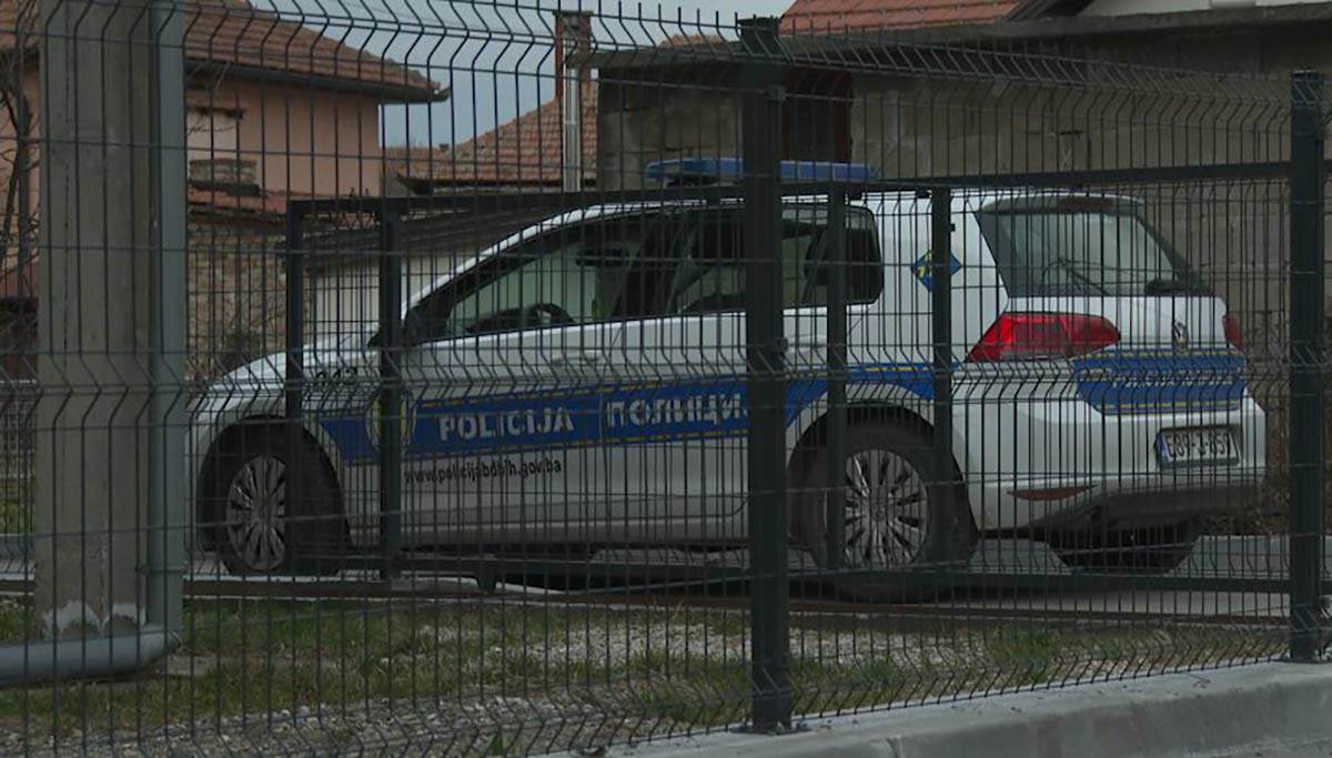 KUĆE STRAVE U BRČKOM (2).jpg