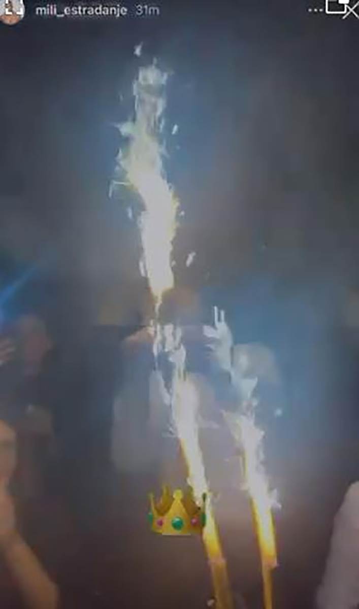 Princ od Vranje slavi pobedu (5).jpg