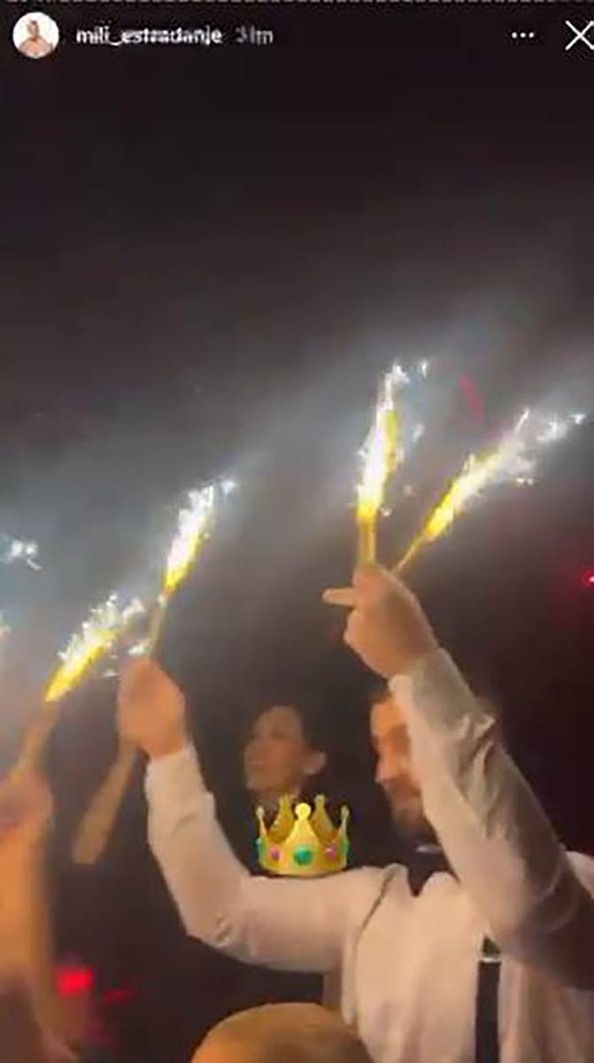 Princ od Vranje slavi pobedu (7).jpg