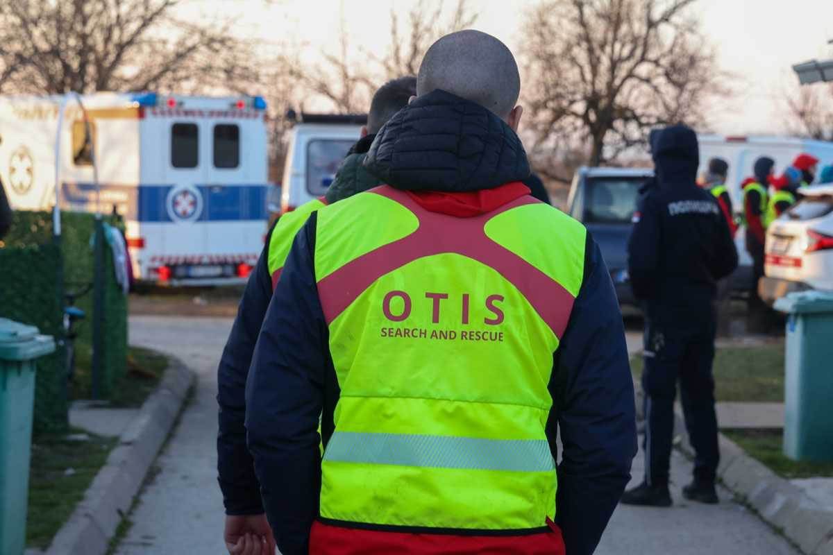 Potraga za nestalom devojčicom (10) sa Uba.jpg