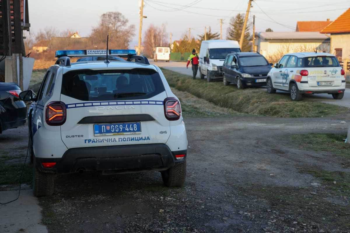 Potraga za nestalom devojčicom (17) sa Uba.jpg