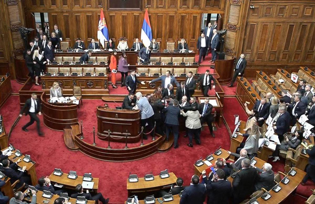 Haos u Skupštini, Skupština Srbije, Narodna skupština