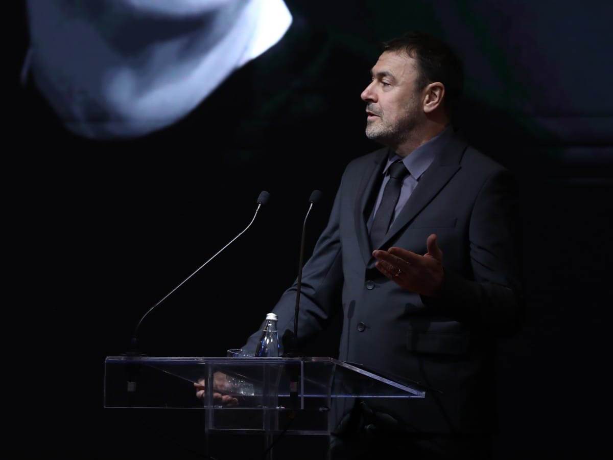 Aplauz za Sašu Popovića na komemoraciji