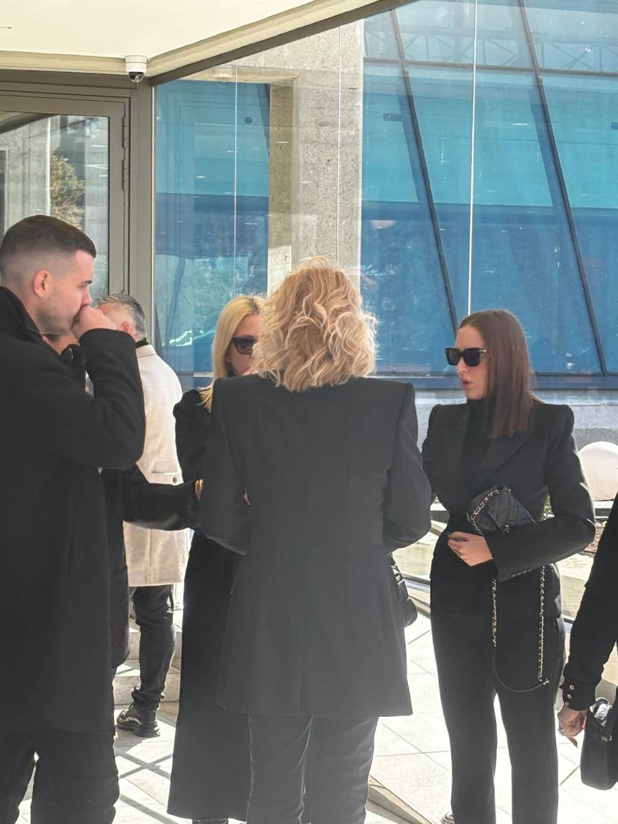 Komemoracija i sahrana Saše Popovića