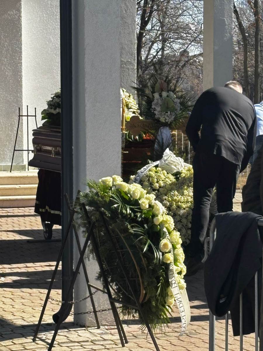 kovčeg Saše Popovića (4).jpg