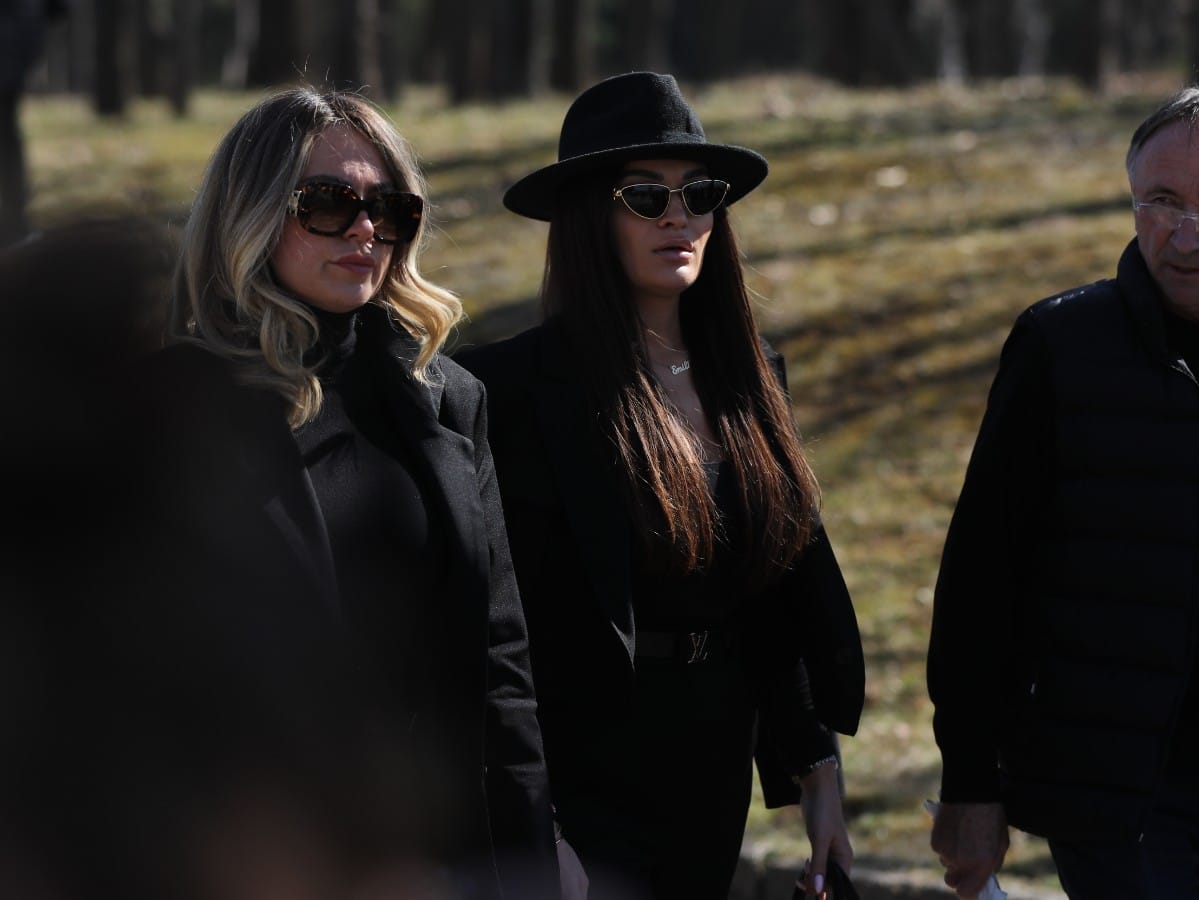 Poznati na sahrani Saše Popovića Futa Radulović, Dragan Kojić Keba i ćerka Nataša,