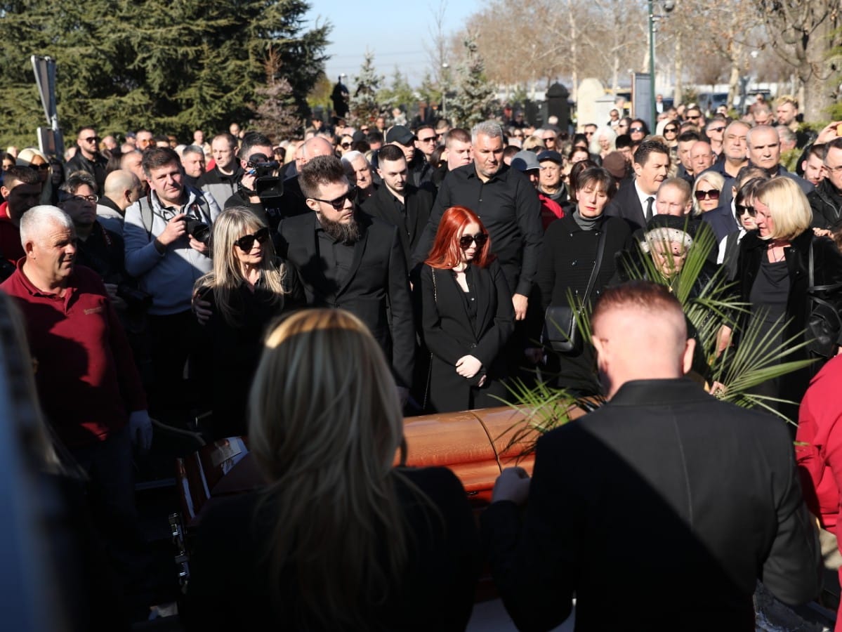 Sahrana Saše Popovića (1).jpg