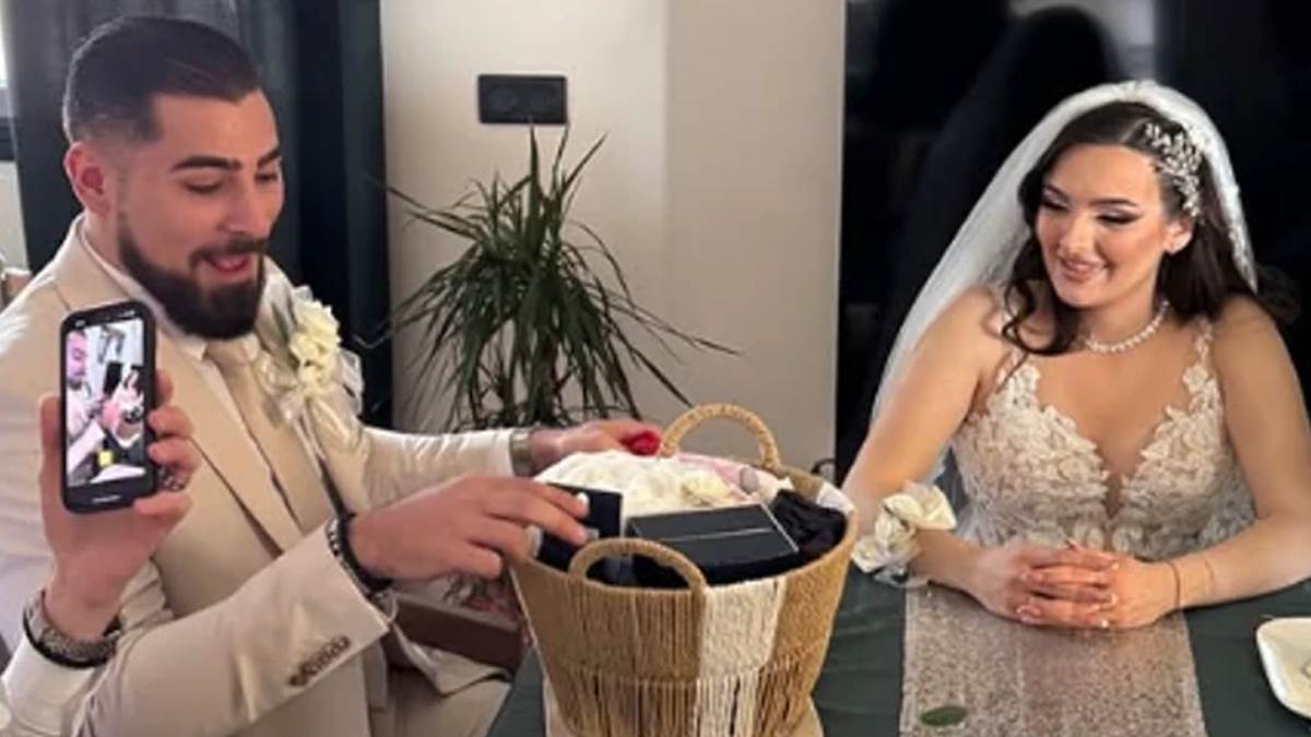 Porodica se pevačica grupe Hurricane, Miona Jovanović