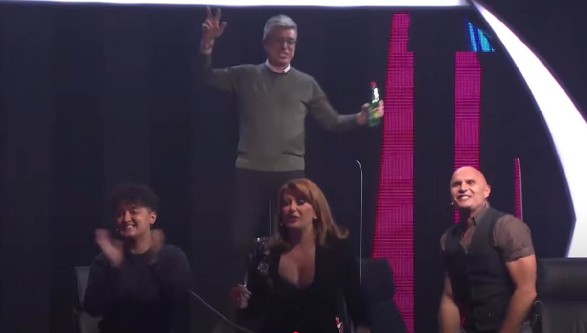 Saša popović (3).png