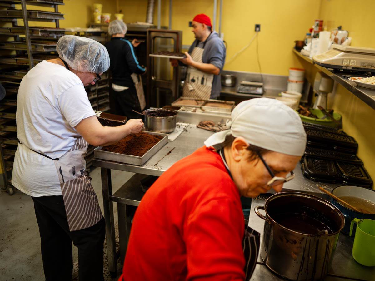 dewa_bajadera_kolači_proizvodnja_stefan_stojanović_ (2).jpg