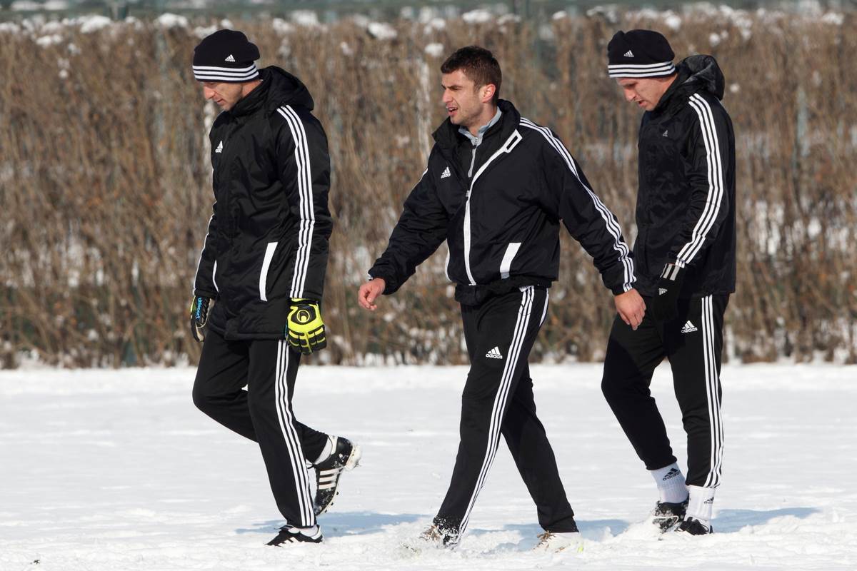 Radiša Ilić u kopu sa navijačima OFK Beograda