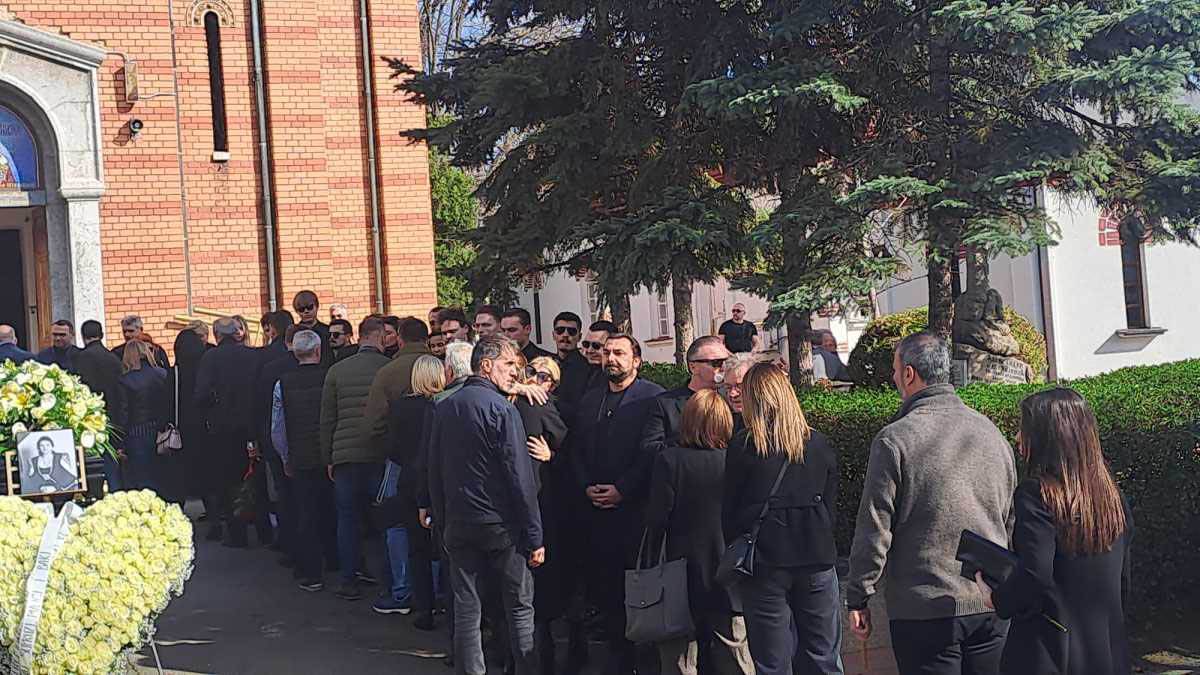 Sahrana Hafa Karić (5).jpg