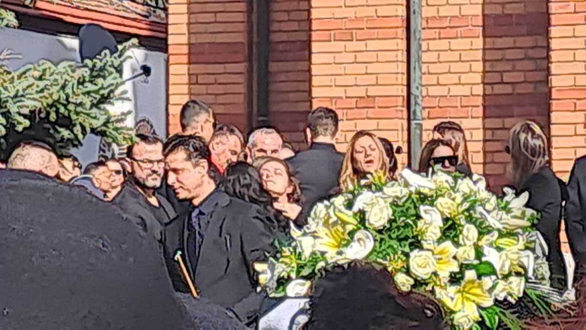 Sahrana Hafa Karić (8).jpg