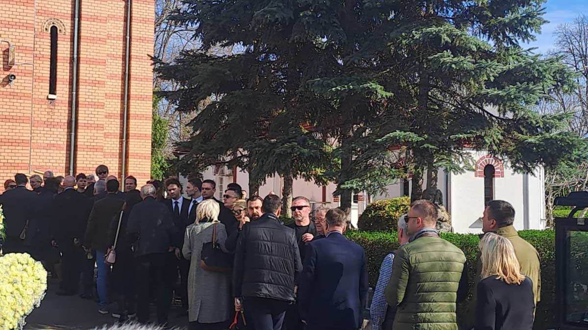 Sahrana Hafa Karić (11).jpg