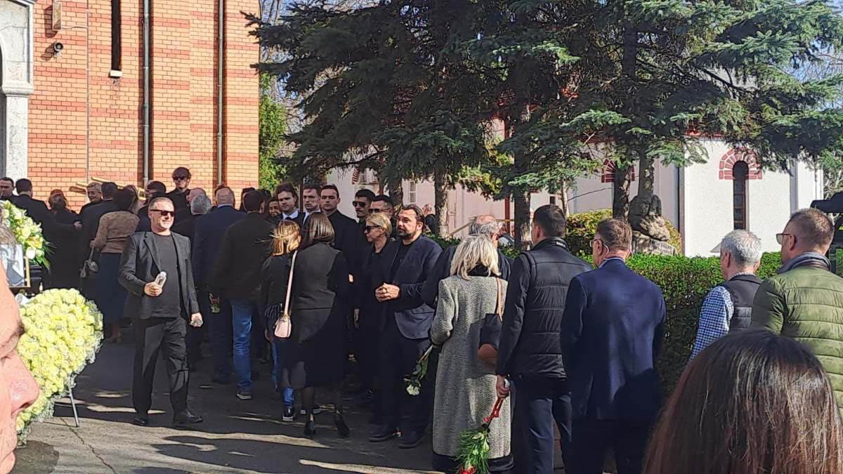 Sahrana Hafa Karić (1).jpg