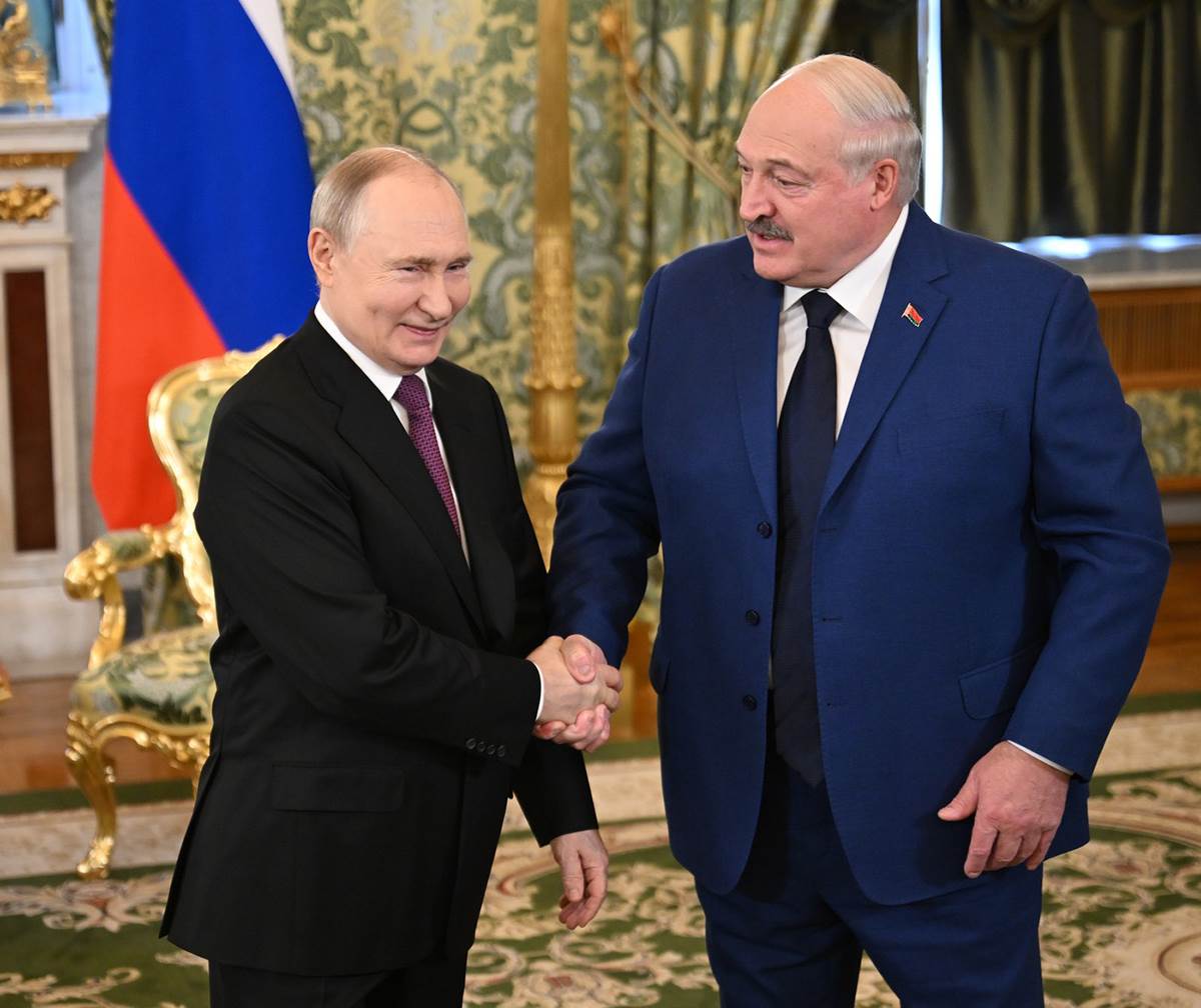 Lukašenko Putin (1).jpg