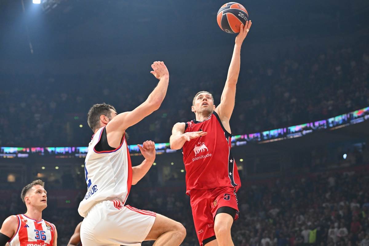 Crvena Zvezda Milan (14).JPG