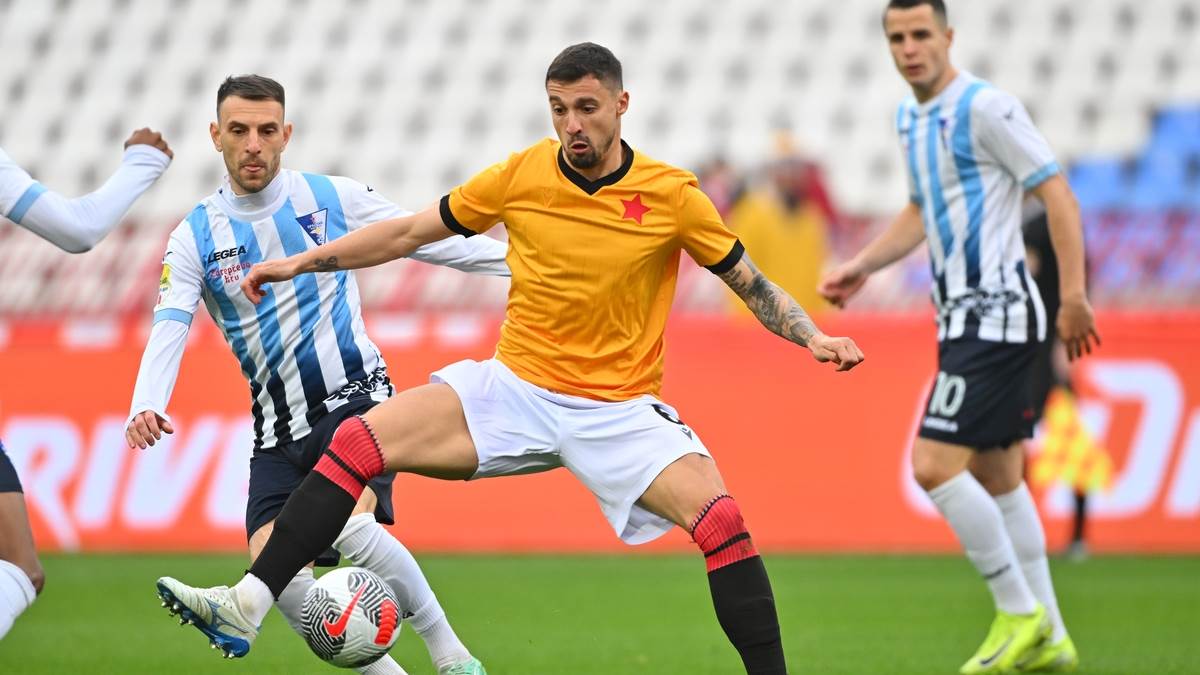 Rade Krunić žuti dres Crvena zvezda