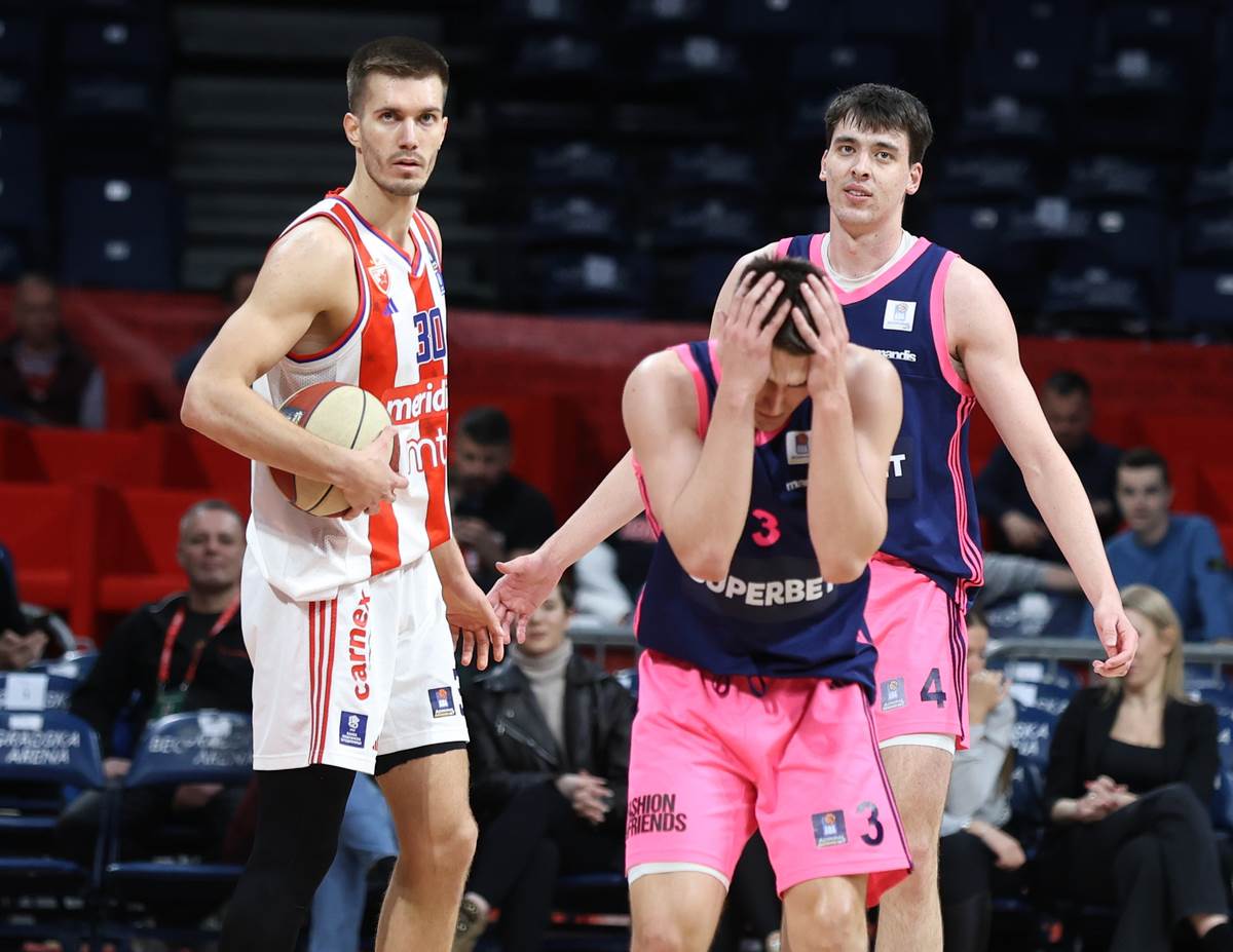 Crvena zvezda - Mega 6.JPG