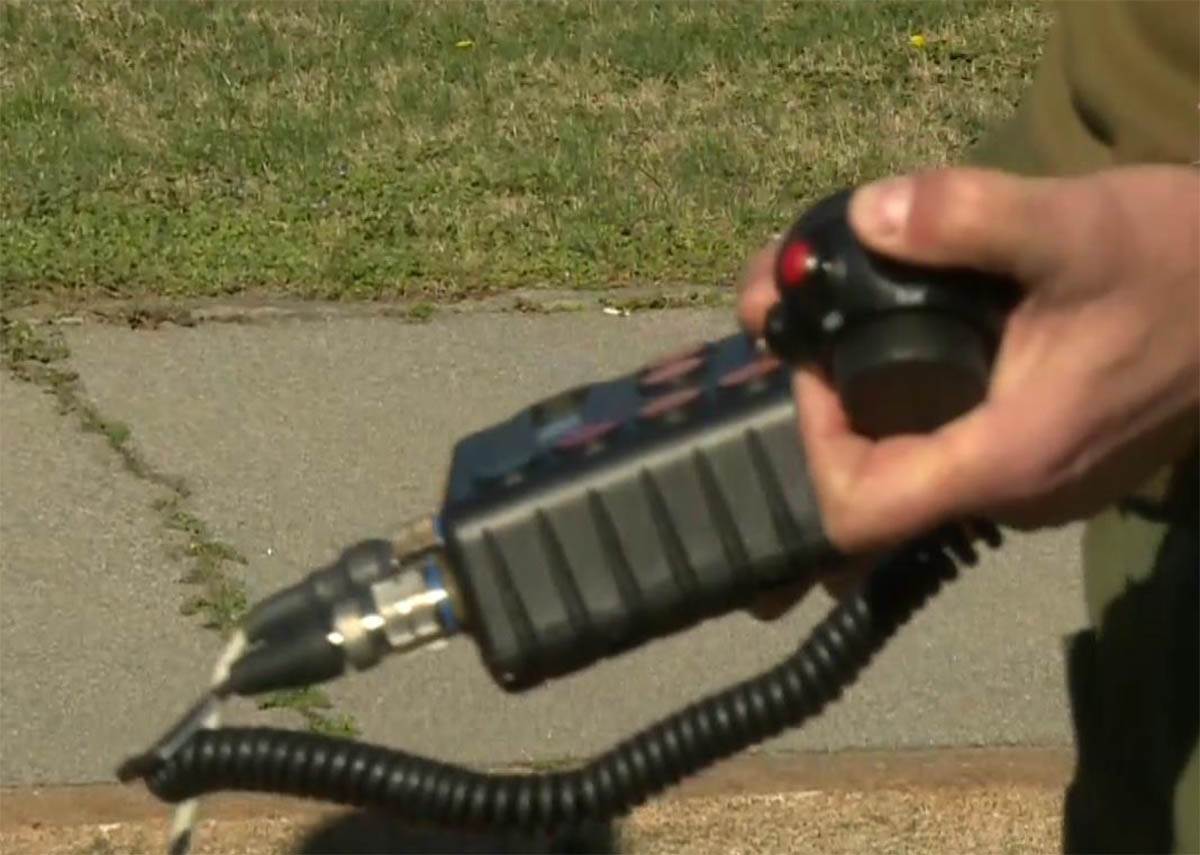 Zvučni top, Ivica Dačić