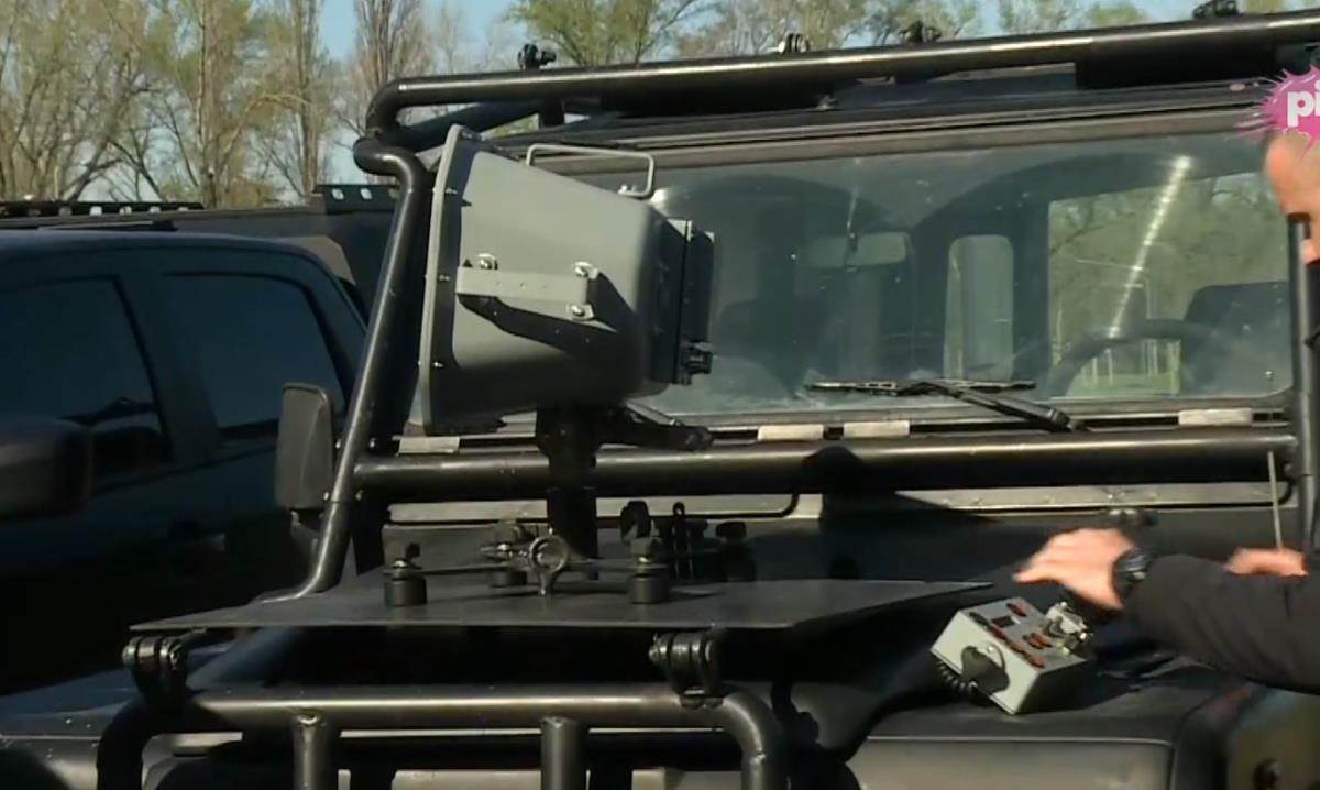 Zvučni top, Ivica Dačić