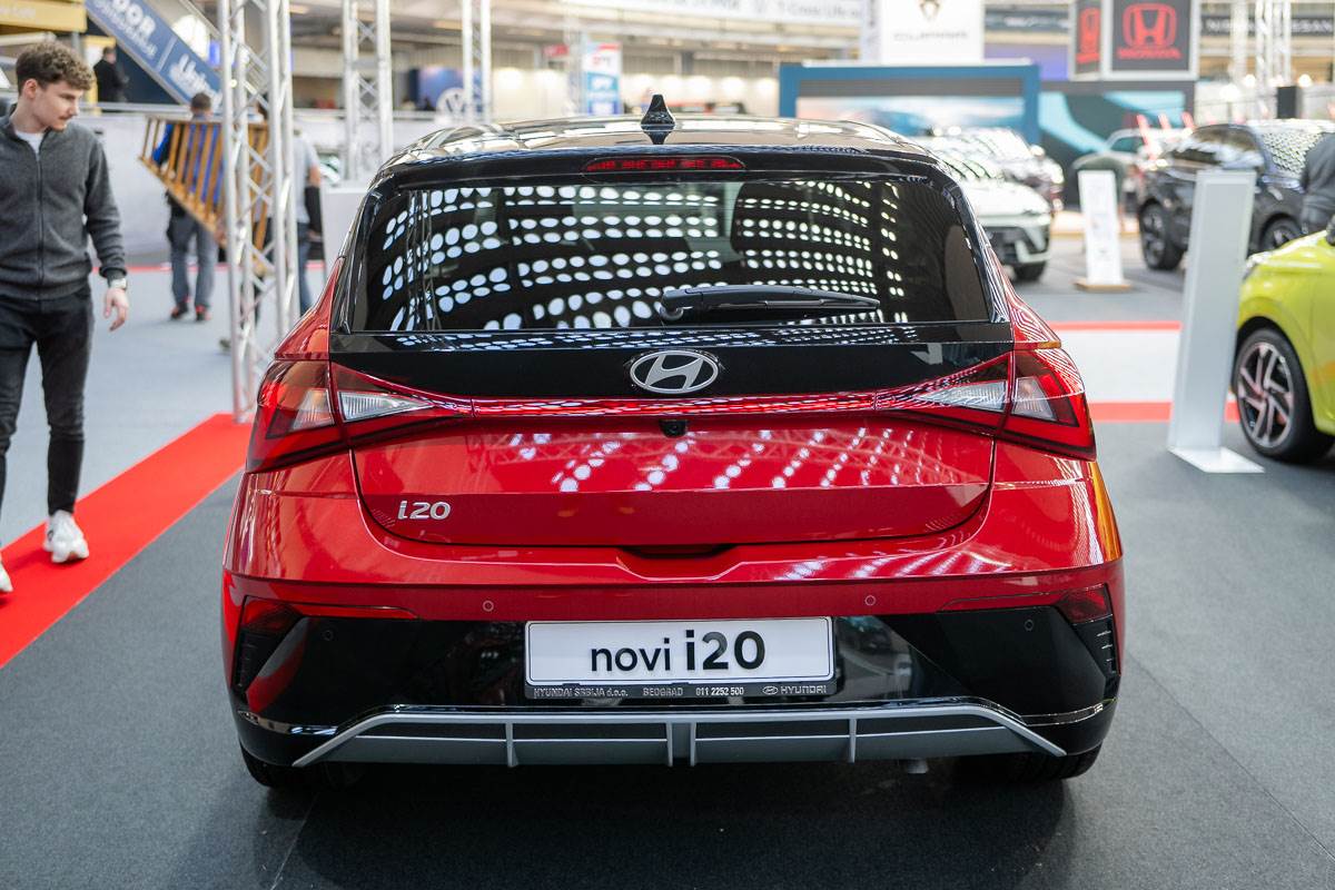 Hyndai i20 (4).jpg