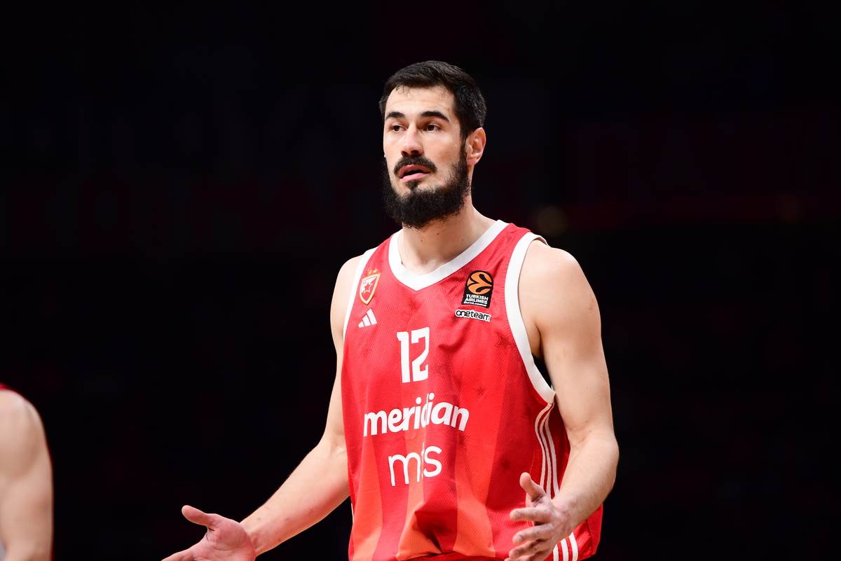 Olimpijakos Crvena zvezda (3).jpg