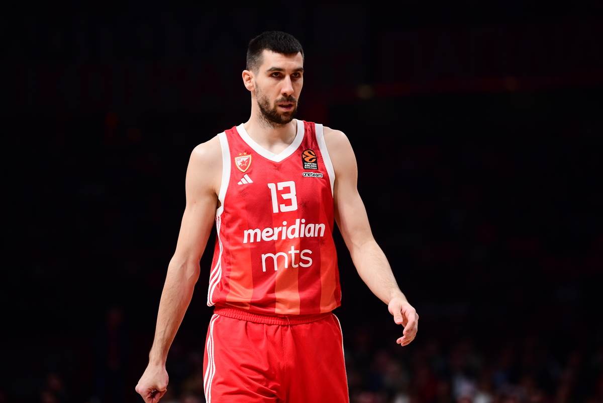 Olimpijakos Crvena zvezda (5).jpg