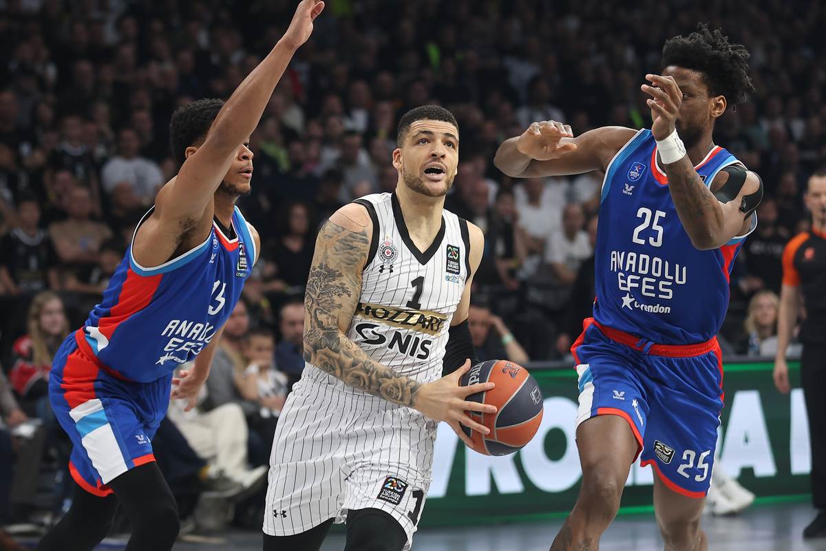 KK Partizan-Anadolu Efes (5).JPG